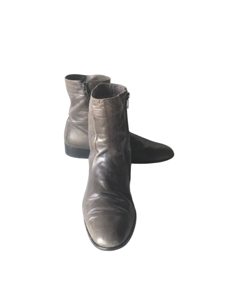 Vintage BALLY Leather Ankle Boots: Italian Soft Leather, Size 9M - Image 5