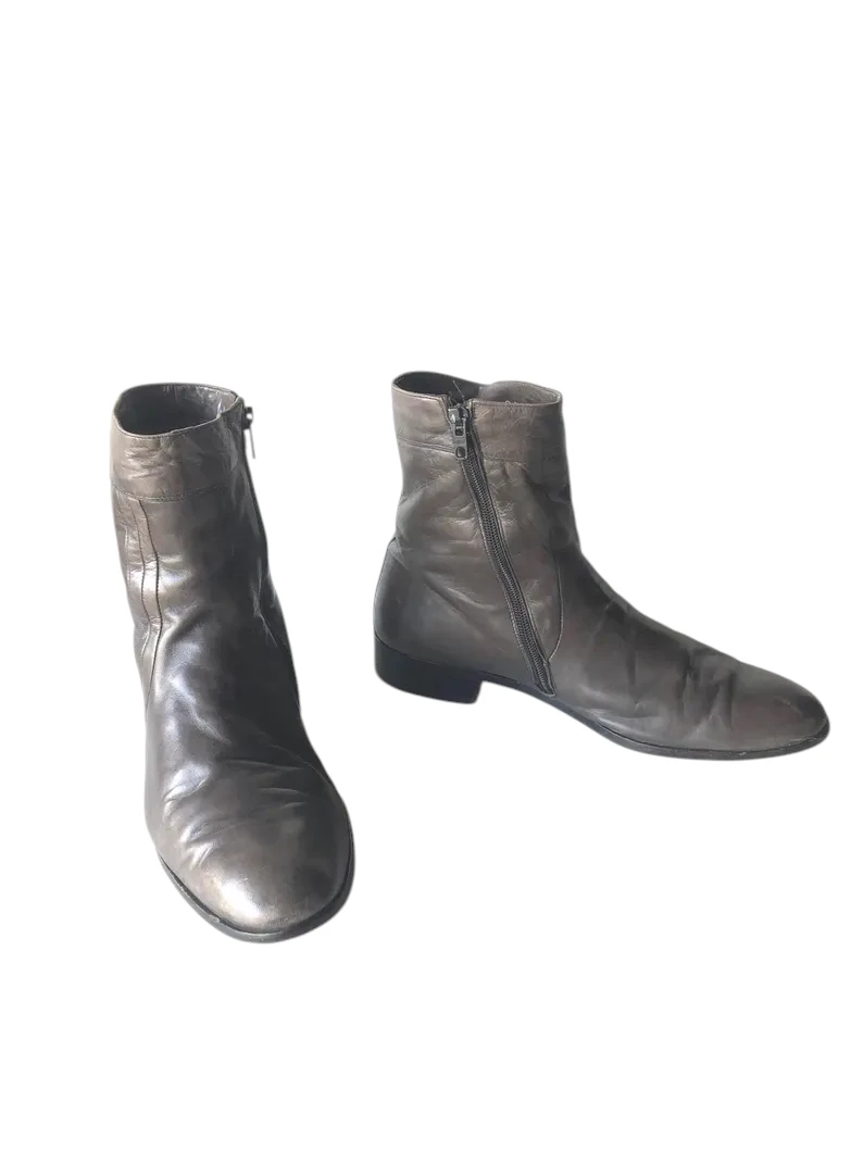 Vintage BALLY Leather Ankle Boots: Italian Soft Leather, Size 9M - Image 6