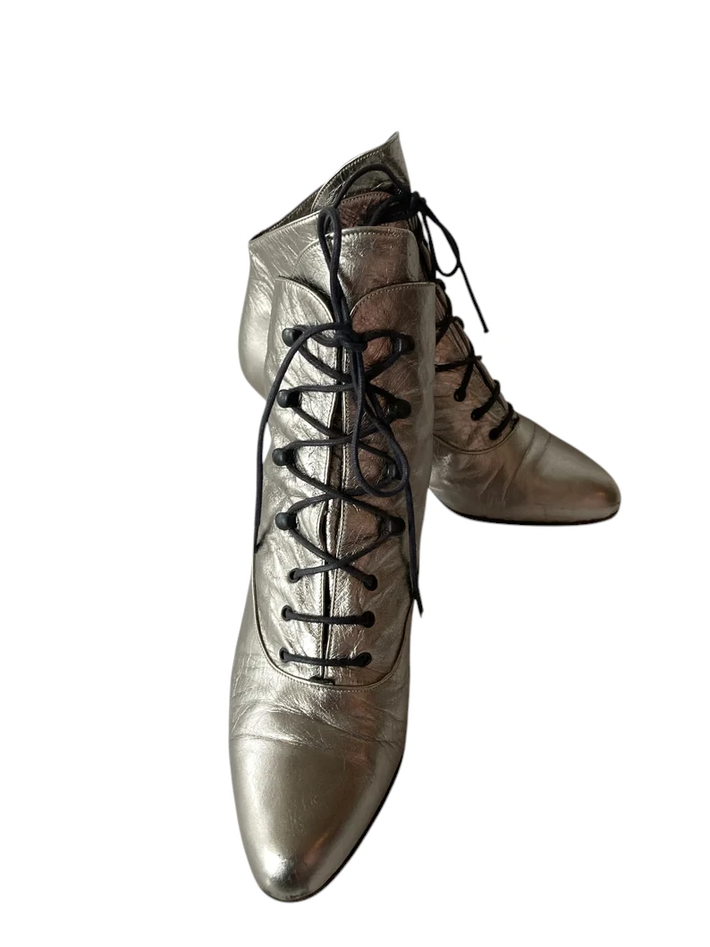 Vintage 90s Nine West Silver Leather Ankle Boots - Lace Up, Size 6 B - Image 8