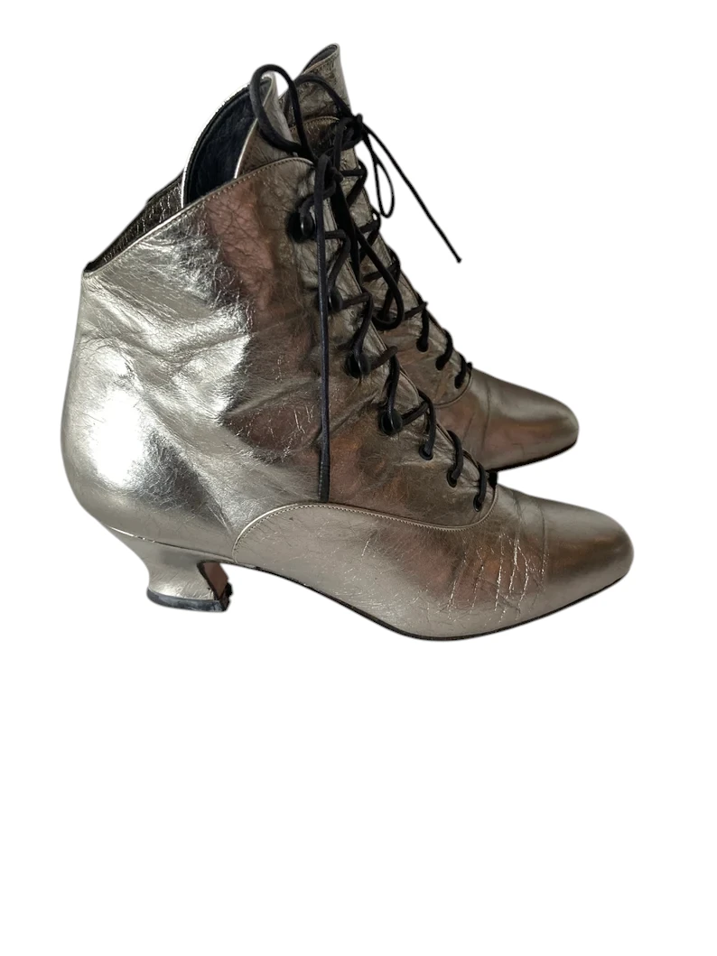 Vintage 90s Nine West Silver Leather Ankle Boots - Lace Up, Size 6 B - Image 3