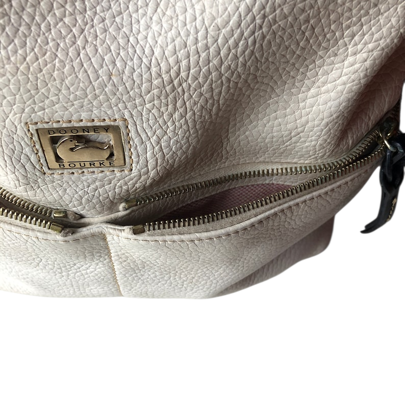 Vintage Dooney & Bourke White Leather XL Tote Bag: 1990s Pebbled Grain - Image 6